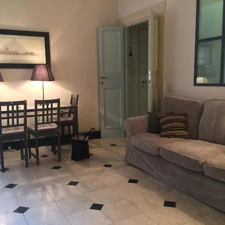 La Casa In Vetrina *